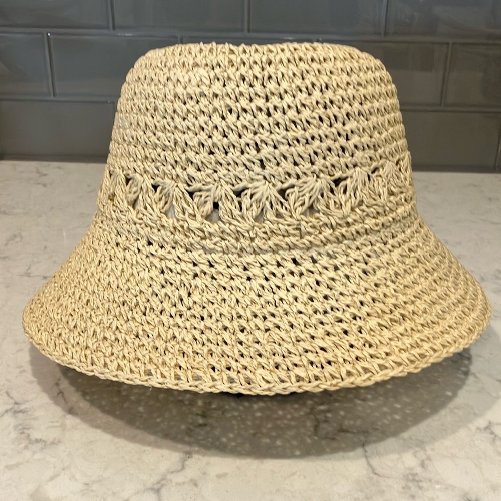 Summer Hat 🏖️. NWT